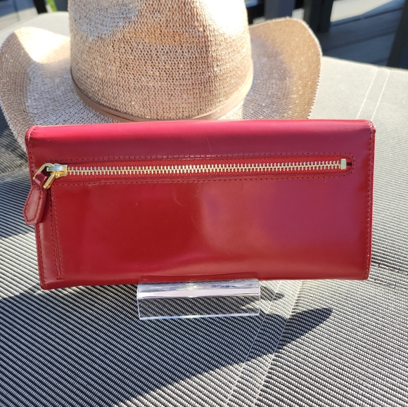 Prada Red Leather Wallet With Ribbon Motif COA Included. - Picture 5 of 13